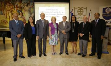 La Universidad APEC (UNAPEC) realizó la ¨Jornada de Internacionalización por la Calidad Educativa¨, conducida por la Dra.  Jocelyne Gacel-Ávila, coordinadora general del OBIRET IESALC-UNESCO